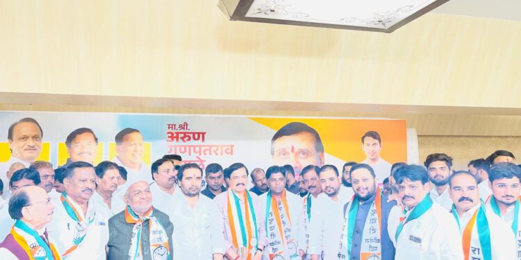 उद्योजक नजीब शेख यांचा प्रदेशाध्यक्ष तटकरे यांच्या उपस्थितीत राष्ट्रवादी जंगी प्रवेश