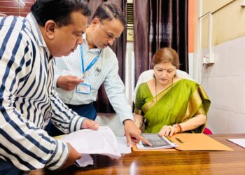 महिला डॉक्टर व बनकरमध्ये फोटोवरून झाला होता वाद; रुपाली चाकणकरांची माहिती