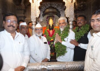 जिल्हा परिषद शाळेतील विद्यार्थ्यांनाही शासकीय पूजेचा मान मिळावा ; शिक्षणमंत्री दादा भुसे