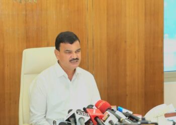 सर्व १०२ जागांवर निवडणुका लढून जिंकण्याची तयारी ठेवा : कृषिमंत्री दत्ता भरणे