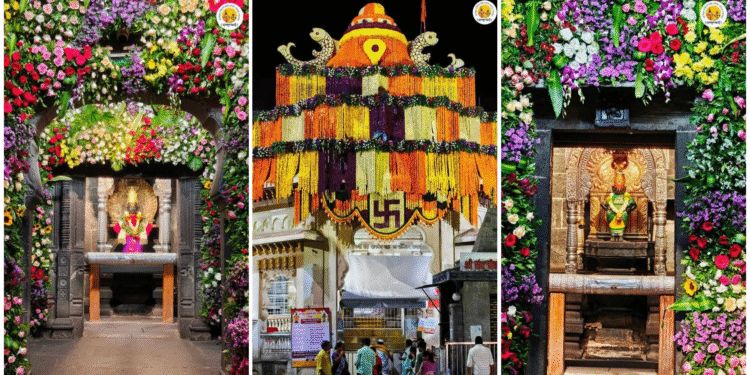 लक्ष्मीपूजन निमित्त श्री विठ्ठल-रुक्मिणी मंदिरात फुलांची आकर्षक सजावट