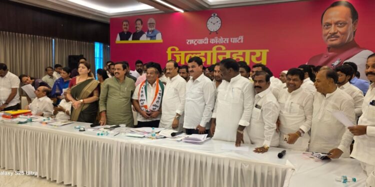 शहराध्यक्ष सुधीर खरटमल यांचा राजीनामा; अजित पवारांच्या राष्ट्रवादीत प्रवेश