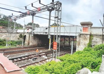 सोलापूर रेल्वे स्थानक परिसरातील उड्डाणपुलाच्या पाडकामामुळे १४ डिसेंबरला ‘मेगाब्लॉक’