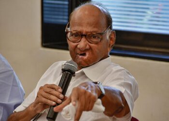 बिहार निवडणुकीत महिलांना 10 हजार वाटल्याने NDA चा विजय; शरद पवार यांचा दावा