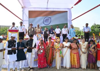 होम मैदानावर मोठ्या उत्साहात सामूहिक वंदे मातरम् गायन उपक्रम संपन्न