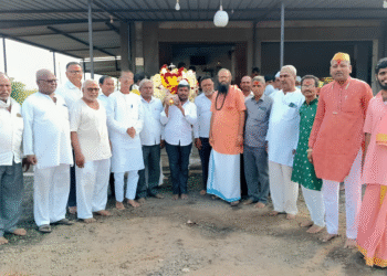 वीरशैव व्हिजनतर्फे मोफत औषधे व प्रथमोपचार साहित्य