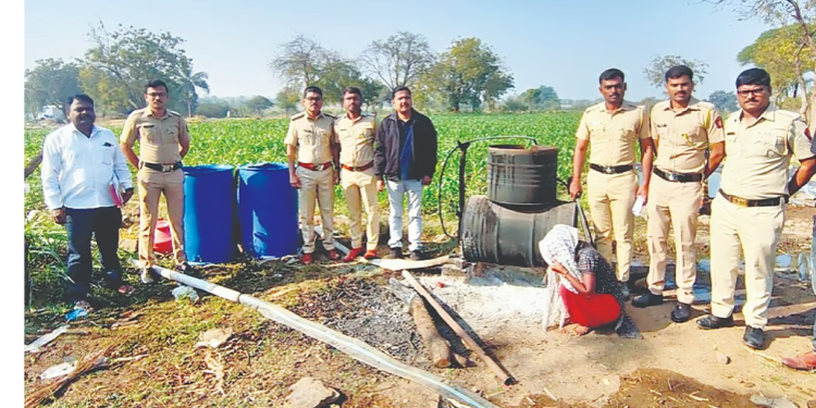 राज्य उत्पादन शुल्क विभागाची कारवाई ;16 लाखाचा मुद्देमाल जप्त