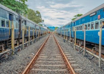 पंढरपूर-तिरुपती एक्स्प्रेसला बार्शी, मोडनिंब, धाराशिव थांबा मंजूर