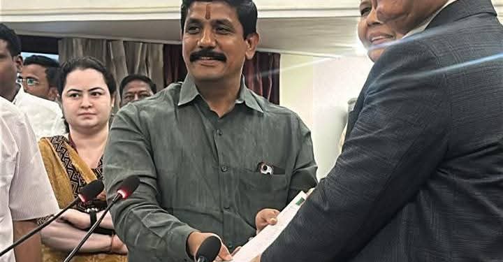 सोलापूर महानगरपालिका भाजपाच्या गटनेतेपदी नरेंद्र काळे यांची निवड..!