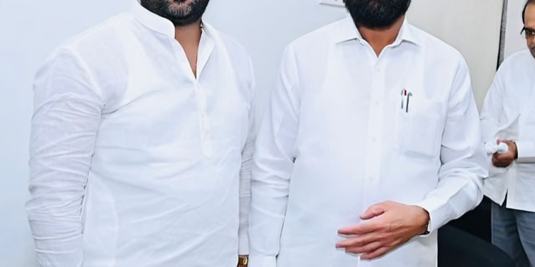 सोलापूर महापालिकेत शिवसेनेच्या गटनेतेपदी अमोल शिंदे यांची निवड..!