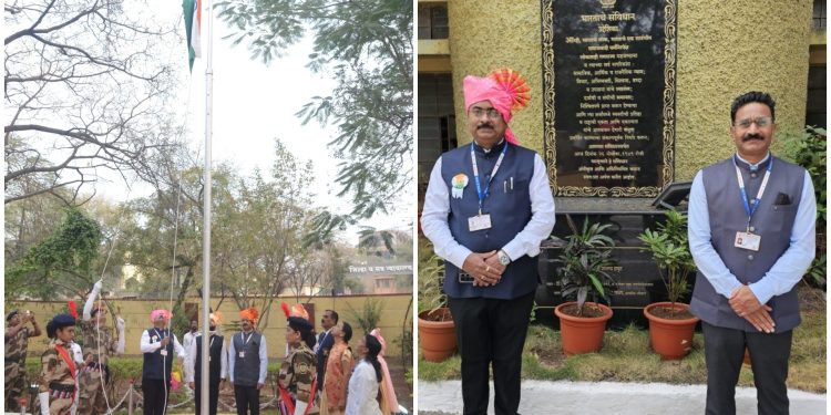 वैद्यकीय महाविद्यालयात अधिष्ठाता डॉ  जयकर यांच्या हस्ते ध्वजारोहण संपन्न..
