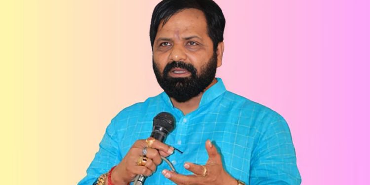 फलोत्पादन व खारभूमी विकास मंत्री भरत गोगावले यांचा सोलापूर जिल्हा दौरा