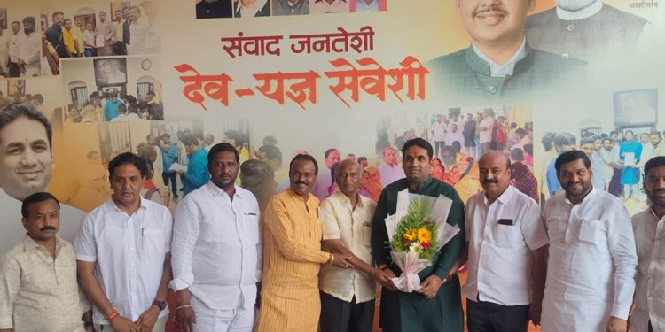 सोलापूरच्या औद्योगिक वसाहतींमध्ये विकासकामांसाठी ५६ कोटींचा निधी मंजूर