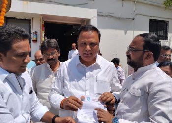 सोलापुरात डॉ.बाबासाहेब आंबेडकर जयंतीनिमित्त सांस्कृतिक कार्यक्रमाचे आयोजन करा; नगरसेवकांची मंत्री आशिष शेलार यांच्याकडे मागणी