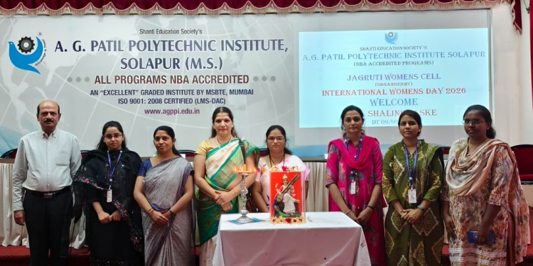 ए. जी. पाटील पाटील महाविद्यालयात योग आहार व विहार” या विषयावर व्याख्यान संपन्न….