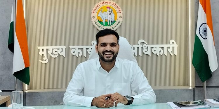 दहा वर्षांची प्रतीक्षा संपली! सोलापूर जिल्हा परिषदेच्या तिजोरीत २० कोटी ४७ लाखांचा निधी जमा..