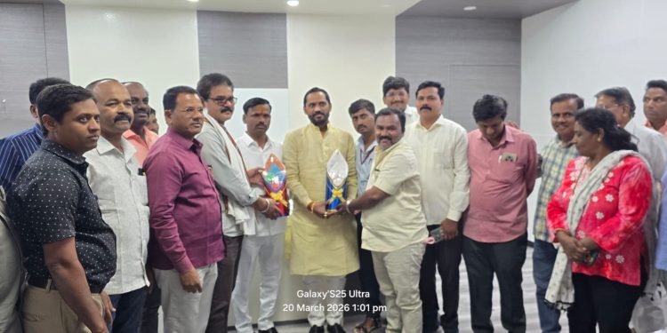 विकासाचा नवा अध्याय: शहाजी पवारांच्या मार्गदर्शनाखाली इंद्रजित पवारांची ‘पॉवर’फुल एन्ट्री!