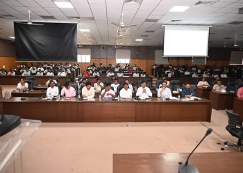 जनगणना २०२७: सोलापूर जिल्हा प्रशासनाची कंबर कसली; अधिकारी आणि कर्मचाऱ्यांचे प्रशिक्षण सुरू.