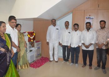 श्रमिक पत्रकार संघात आरओ फिल्टर पाणी मशीनचे उद्घाटन