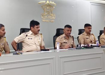 ब्युटी पार्लर चालवणारी तरुणी अन् तो प्रियकर; ‘टॅब’ वाचवण्यासाठी रचला सामूहिक अत्याचाराचा खोटा बनाव, दोघेही गजाआड!.