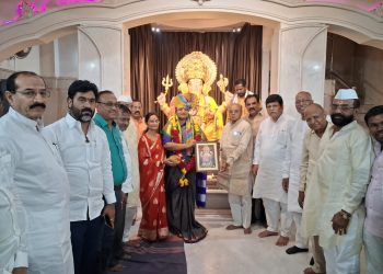 श्रीमंत मानाचा कसबा गणपती मंडळातर्फे खा. डॉ. ज्योती वाघमारे यांचा सत्कार 