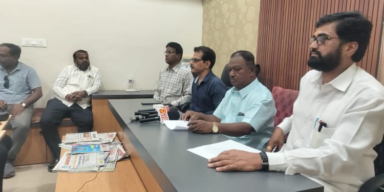 महाविद्यालय शिक्षकेतर कर्मचारीही २१ एप्रिल पासून बेमुदत संपावर