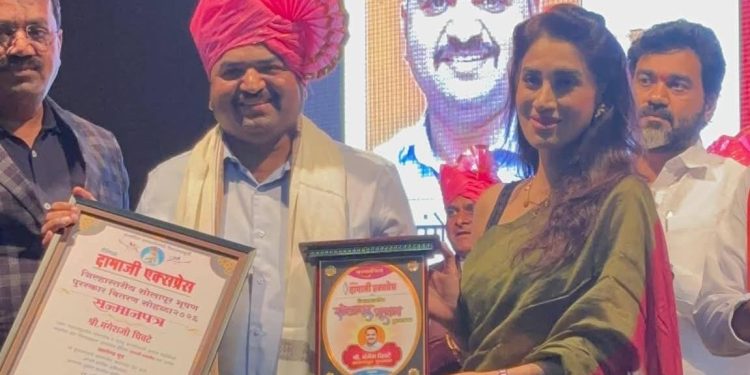 सामान्य जनतेचा आधारवड ठरलेल्या मंगेश चिवटेंच्या कार्यावर ‘दामाजी एक्सप्रेस’ कडून मोहर!
