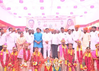 गावात ५ लग्ने ठरवा, सोहळा आम्ही करू; आ. सुभाष देशमुखांच्या संकल्पाला बोरुळची साथ