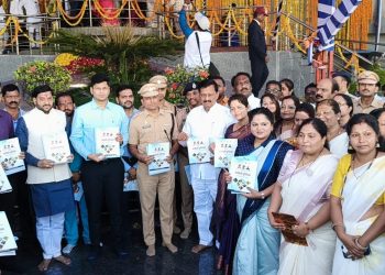 सोलापुरात भारतरत्न डॉ. बाबासाहेब आंबेडकर यांची १३५ वी जयंती उत्साहात साजरी