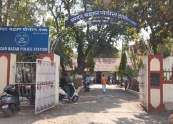 शिक्षण विभागातील महिला शिक्षिकेवर गुन्हा दाखल; सरकारी कामात अडथळा आणल्याचा आरोप