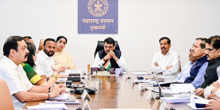 पंढरपूर तीर्थक्षेत्राचा विकास येत्या 30 महिन्यांत पूर्ण करा मुख्यमंत्री देवेंद्र फडणवीस