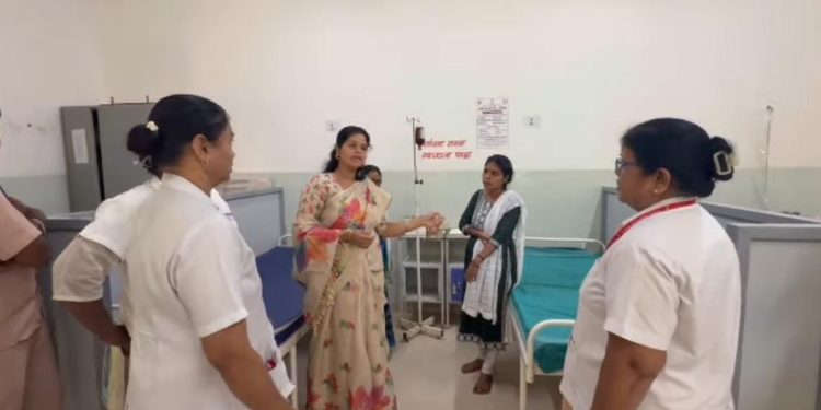 डफरीन हॉस्पिटलमध्ये उपमहापौरांची पाहणी; प्रशासनाला तातडीच्या सूचना