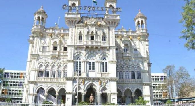 महापालिकेत १०९ अधिकारी-कर्मचाऱ्यांना पदोन्नती; चौबे, मठपती कार्यकारी अभियंता