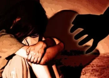 ​पीडिता तिथेच, विनयभंग करणारा शिक्षकही पुन्हा त्याच शाळेत; सोलापूरच्या नामांकित शाळेचा संतापजनक अट्टाहास!