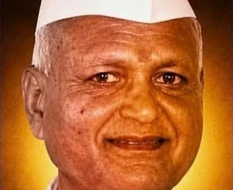 आमदार डॉ. बाबासाहेब देशमुख यांच्यावर दुःखाचा डोंगर; सांगोला तालुक्यात हळहळ