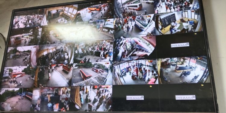 मध्यवर्ती एसटी स्थानकातील तब्बल २२ सीसीटीव्ही कॅमेरे पुन्हा सुरू; प्रवाशांत समाधान