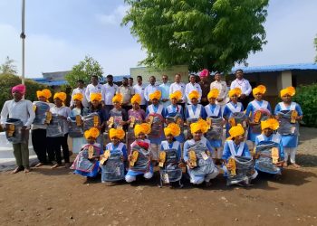 डॉ. पृथ्वीराज माने यांच्या वाढदिवसानिमित्त गुणवंतांचा सन्मान
