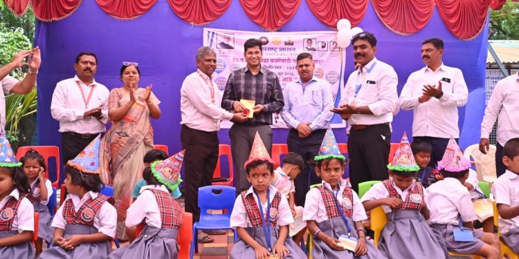 विद्यार्थ्यांनी आई-वडील, शिक्षक आणि मित्र यांना आयुष्यभर लक्षात ठेवावे – जिल्हाधिकारी एस. कार्तीकेयन
