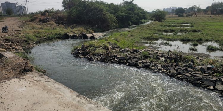 आदिला नदी-नाला वाद चिघळला; १५ दिवसांत निर्णय न झाल्यास आंदोलन..!