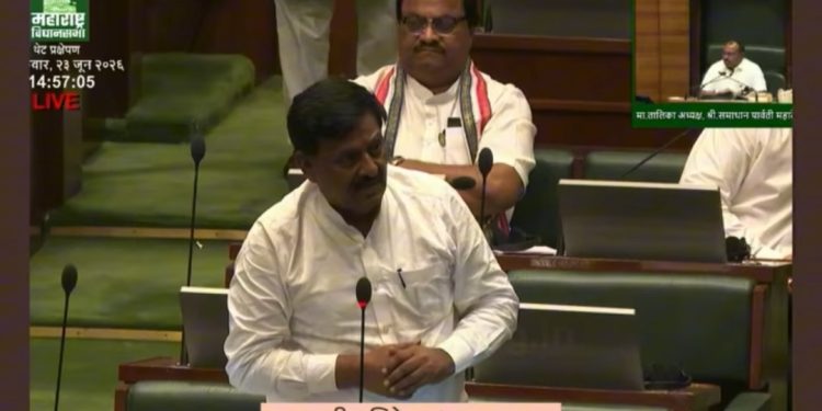 “शेतकऱ्यांच्या वीजप्रश्नी विधानभवनात सुभाष देशमुखांचा आवाज बुलंद”