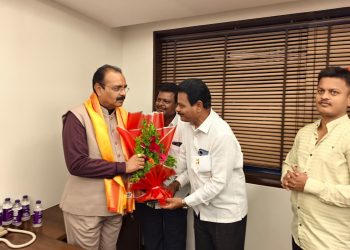 आदिवासी पारधी समाजातील युवकांना नोकरीची संधी देण्याचे एमडी औंडीकर यांचे निर्देश