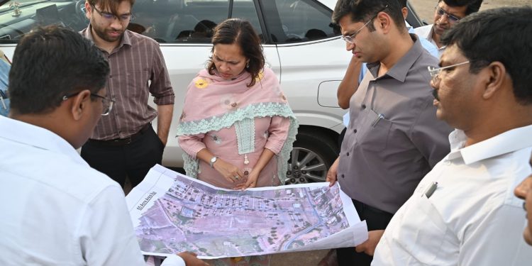 आषाढी वारीसाठी प्रशासन सज्ज; पालखी मार्गावर वाढणार सुविधा