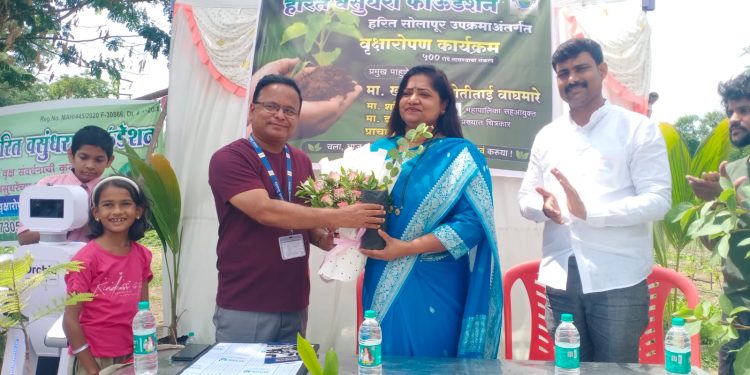 खासदार ज्योती वाघमारे यांची उपस्थिती ; ‘हरित सोलापूर’साठी ५०० वृक्ष लागवडीचा संकल्प
