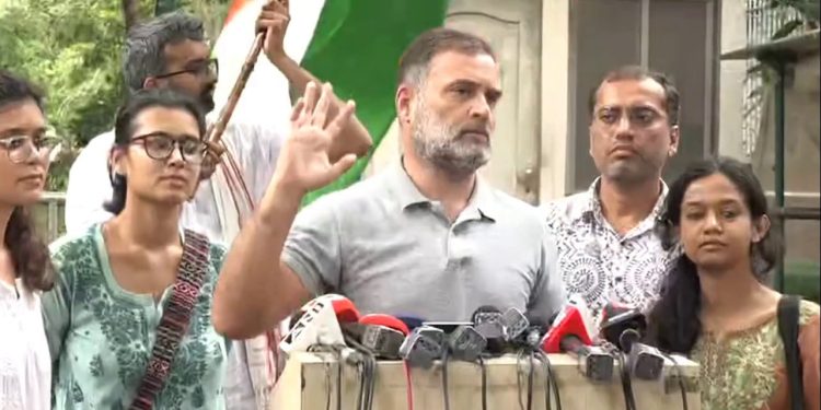 नरेंद्र मोदी भारताचा भूतकाळ… ते भविष्याशी लढू शकत नाही : राहुल गांधी