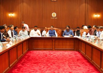 सोलापूरकरांसाठी दिलासादायक निर्णय; उड्डाणपूल, पाणी योजनेची कामे मार्गी