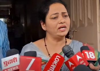 ‘सामाजिक कार्याचा मुखवटा, अन् गंभीर आरोपांचा भडिमार ; सायरा शेख