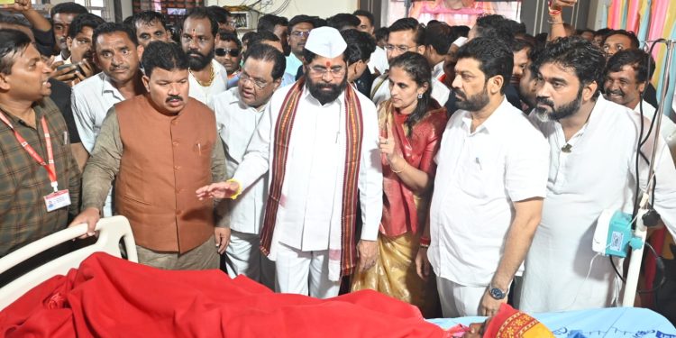 आषाढीपूर्वी वारकऱ्यांच्या सेवेसाठी उपमुख्यमंत्री शिंदेंचा पंढरपूर दौरा..
