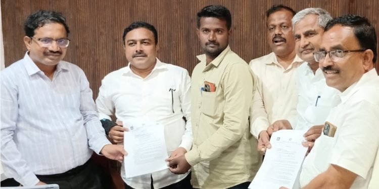 ‘एकाच दिवसात ३७ प्रकरणांना न्याय’; माध्यमिक शिक्षण विभागाची धडाकेबाज कार्यवाही