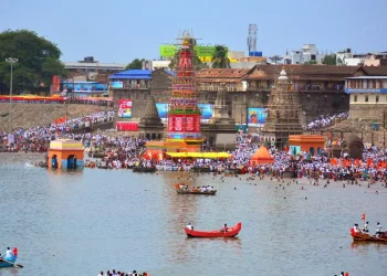 चंद्रभागेत बुडणाऱ्या नांदेडच्या तीन वारकऱ्यांना जीवदान