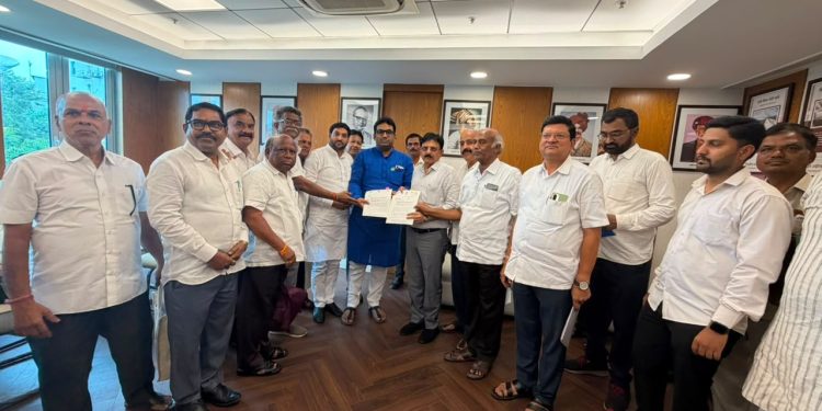 सोलापूरच्या टॉवेल-चादरींना मिळणार ‘सरकारी’ आधार!